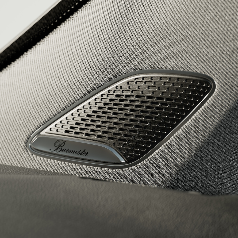 Mercedes-Benz B-Class Burmester® 環繞音響系統的音響喇叭。