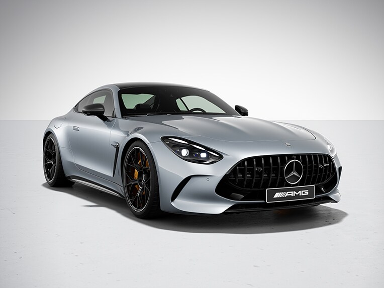 全新 Mercedes-AMG GT 轎跑車的 AMG 夜色套件 II。