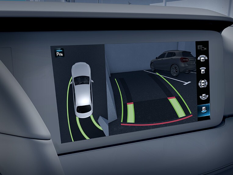 全新 Mercedes-Benz E-Class 轎車駐車系統。