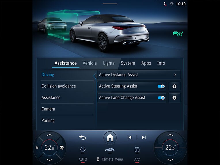 Mercedes-Benz CLE敞篷車的Plus版駕駛輔助套件。