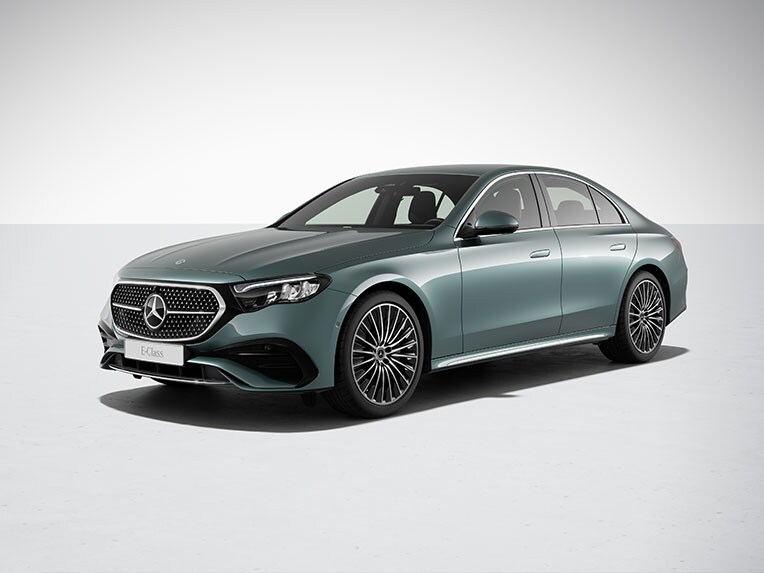 搭配 AMG Line 配備系列的全新 Mercedes-Benz E-Class 轎車外觀。