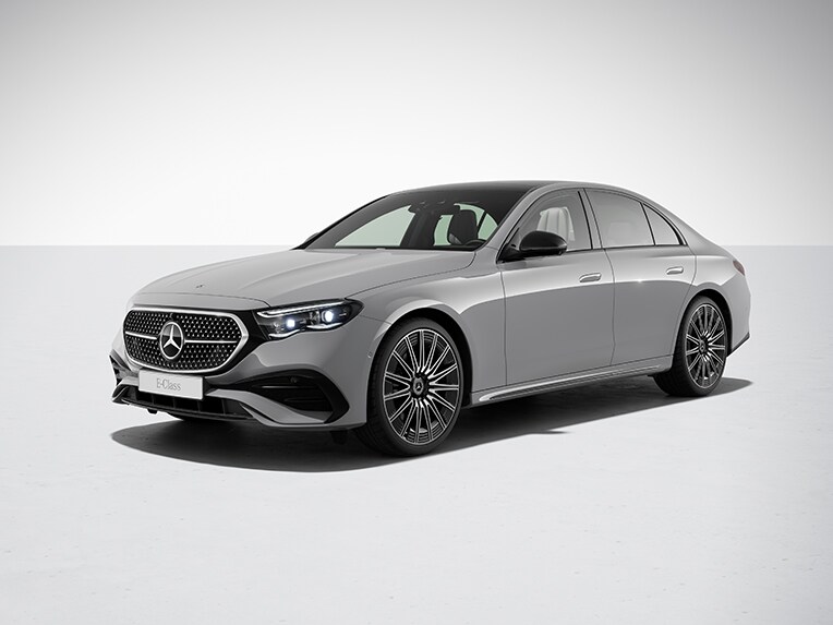 搭配夜色套件配備系列的全新 Mercedes-Benz E-Class 轎車外觀。