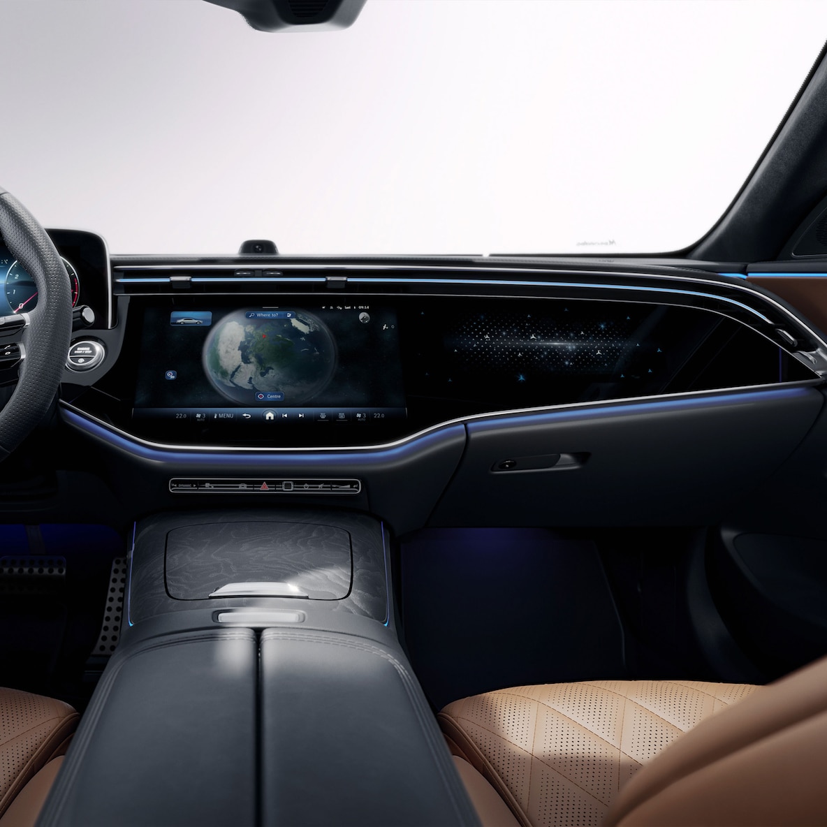 Mercedes-Benz E-Class 轎車擁有配備前置攝像頭和攝像機的 MBUX Superscreen。