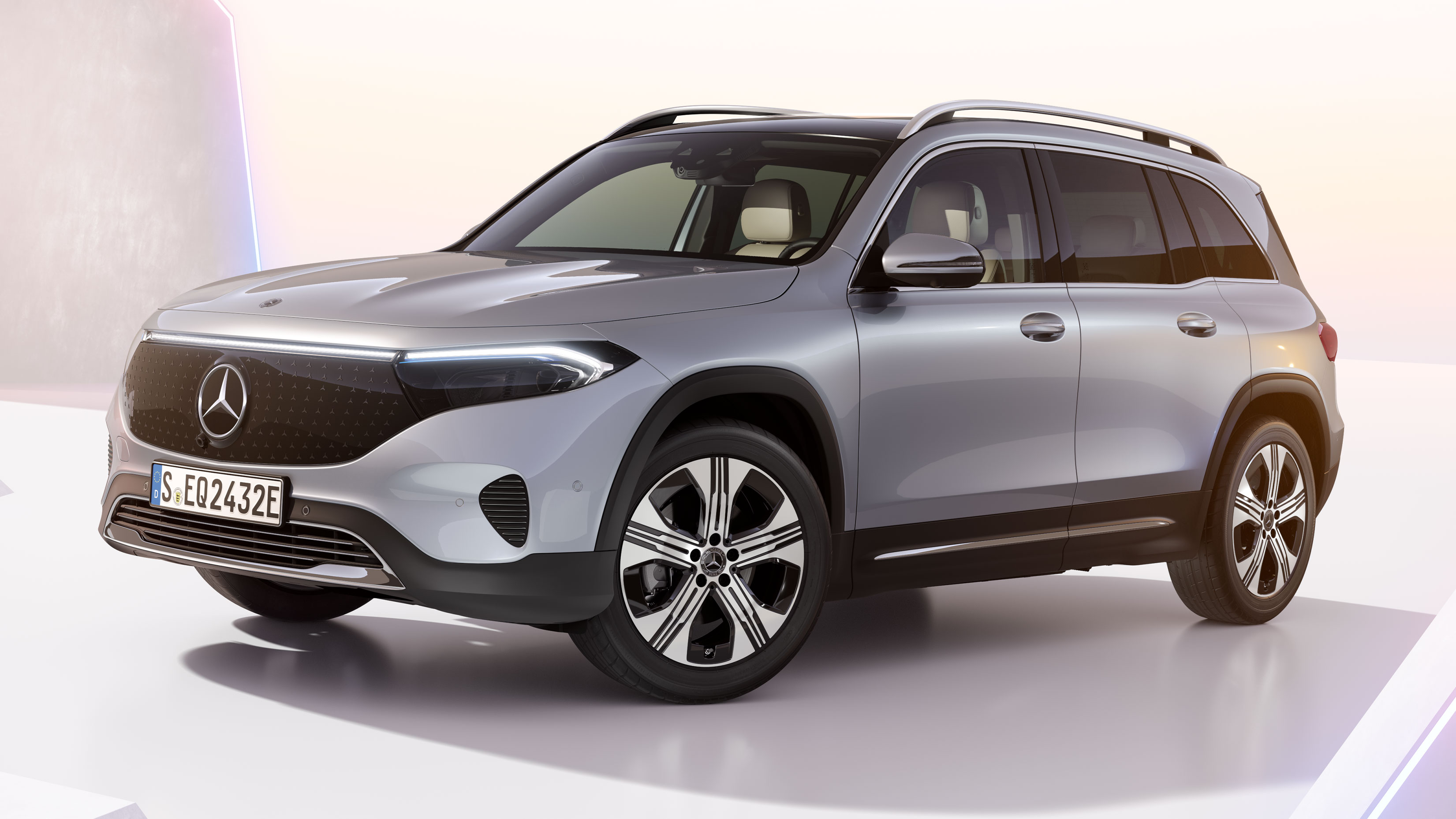 台灣賓士即將導入 2026 年式 EQA 與 EQB,動力與配備全面升級 台灣賓士即將導入 2026 年式 EQA 與 EQB,動力與配備全面升級