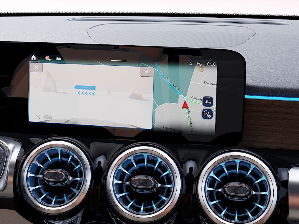 車輛顯示器上顯示導航功能。