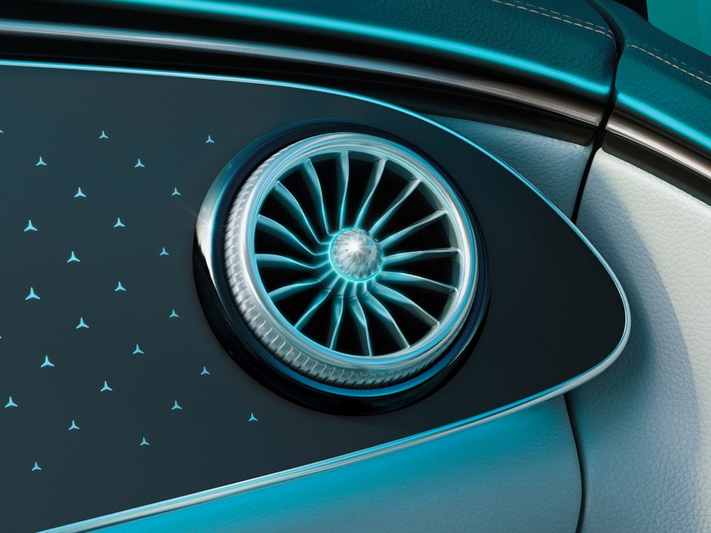 EQE 轎車內配備高效濾清器的空氣濾清系統。