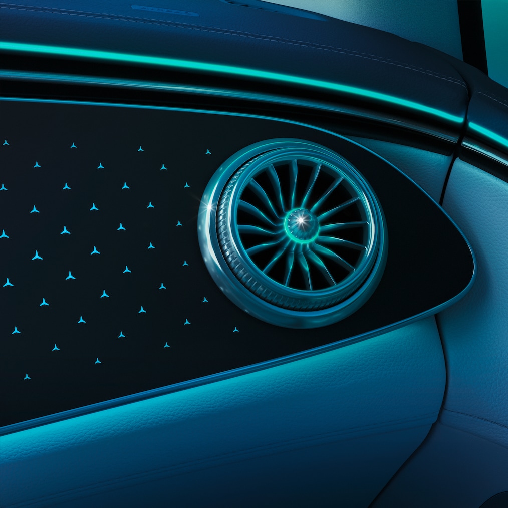 Mercedes-Benz EQE 運動休旅車內配備高效濾清器的 ENERGIZING AIR CONTROL 加強版。