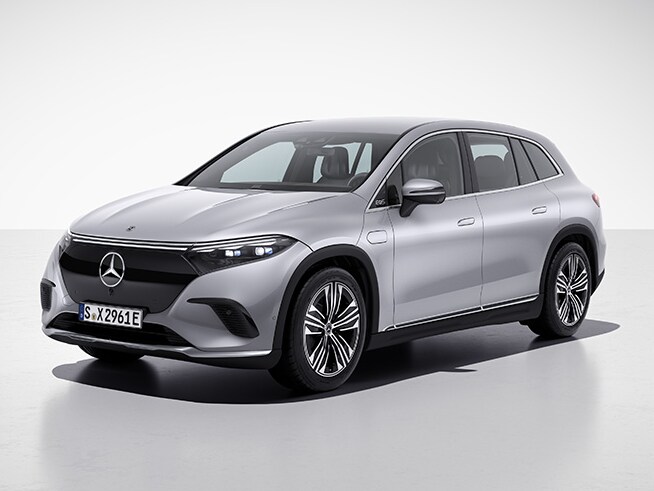 全新 Mercedes-EQ EQE 運動休旅車附 Electric Art 外觀配備系列的外觀。
