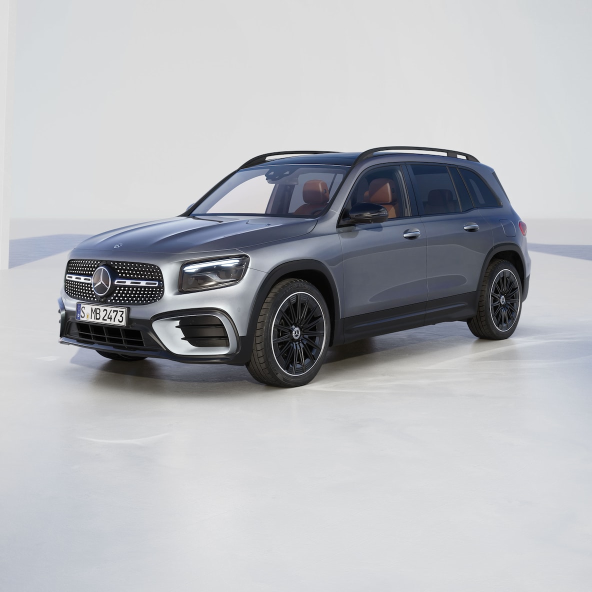 Mercedes-Benz GLB 運動休旅車的車頭偏側視圖。
