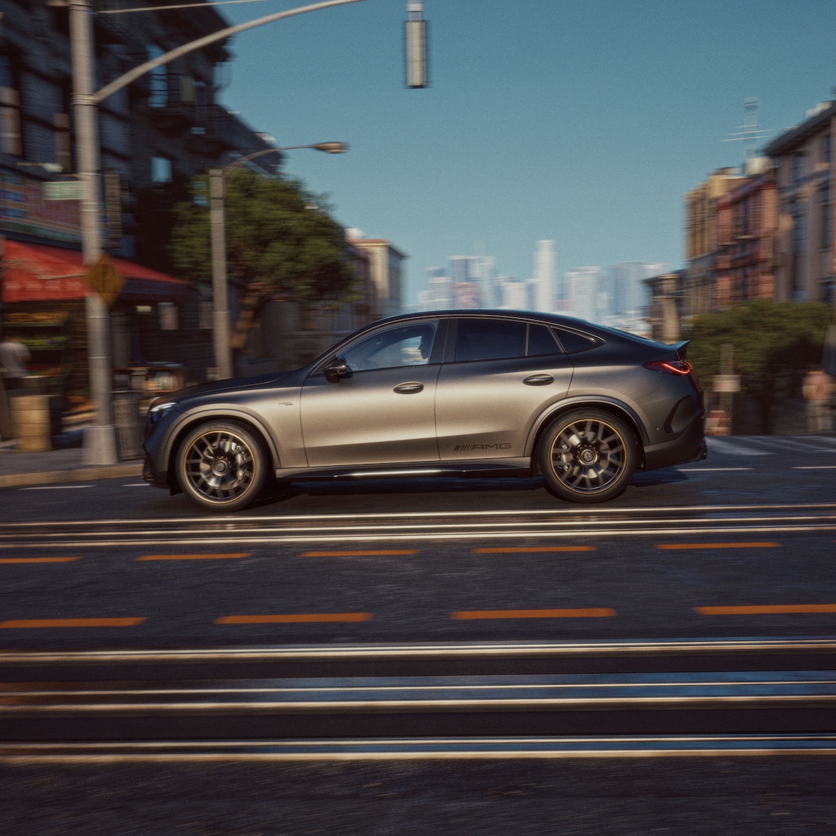 俐落的 Mercedes-AMG GLC Coupé 車身線條