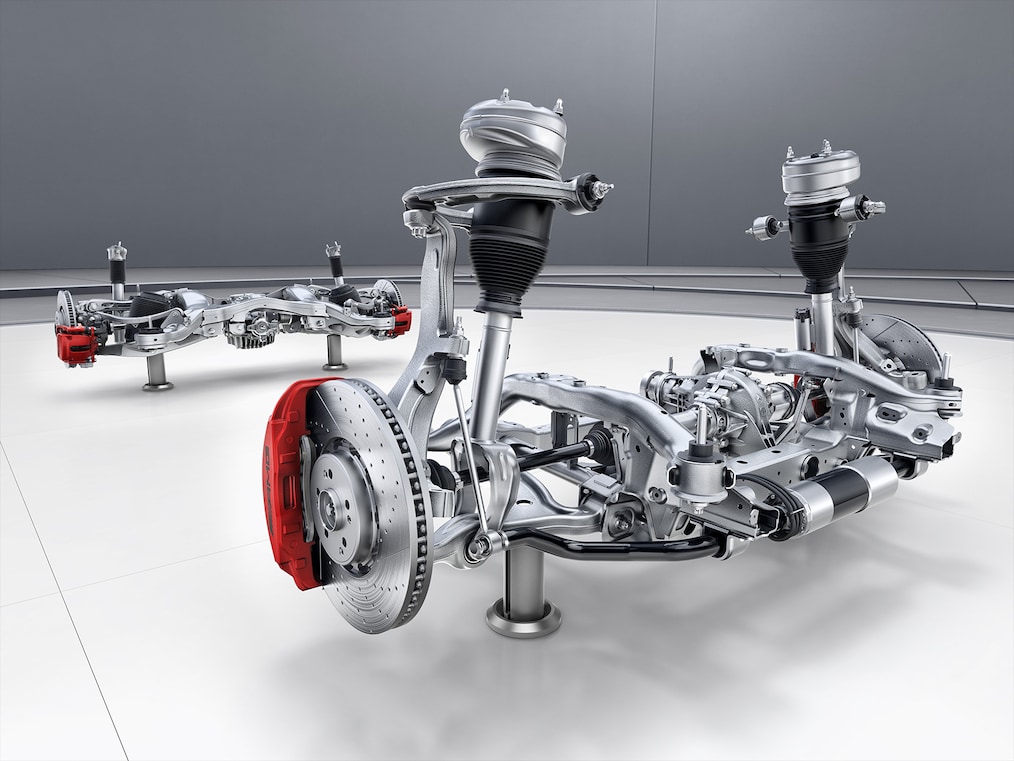 Mercedes-AMG GLE 運動休旅車的另一個動態視圖（行駛照片）。