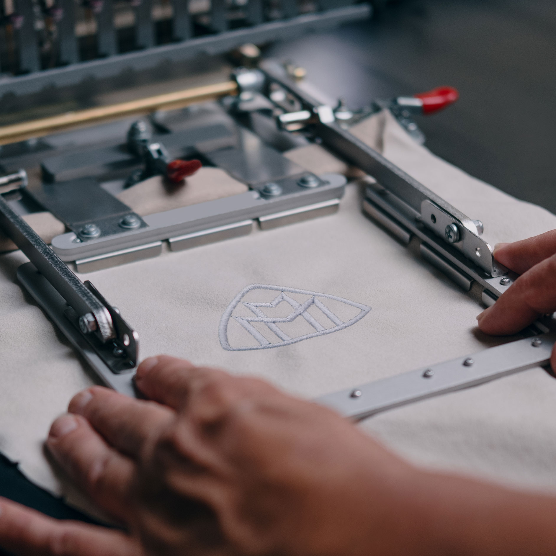 MANUFAKTUR | 品牌 | Mercedes-Maybach MANUFAKTUR