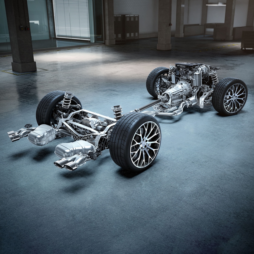 Mercedes-AMG SL 敞篷跑車引擎艙中的傳動系統。