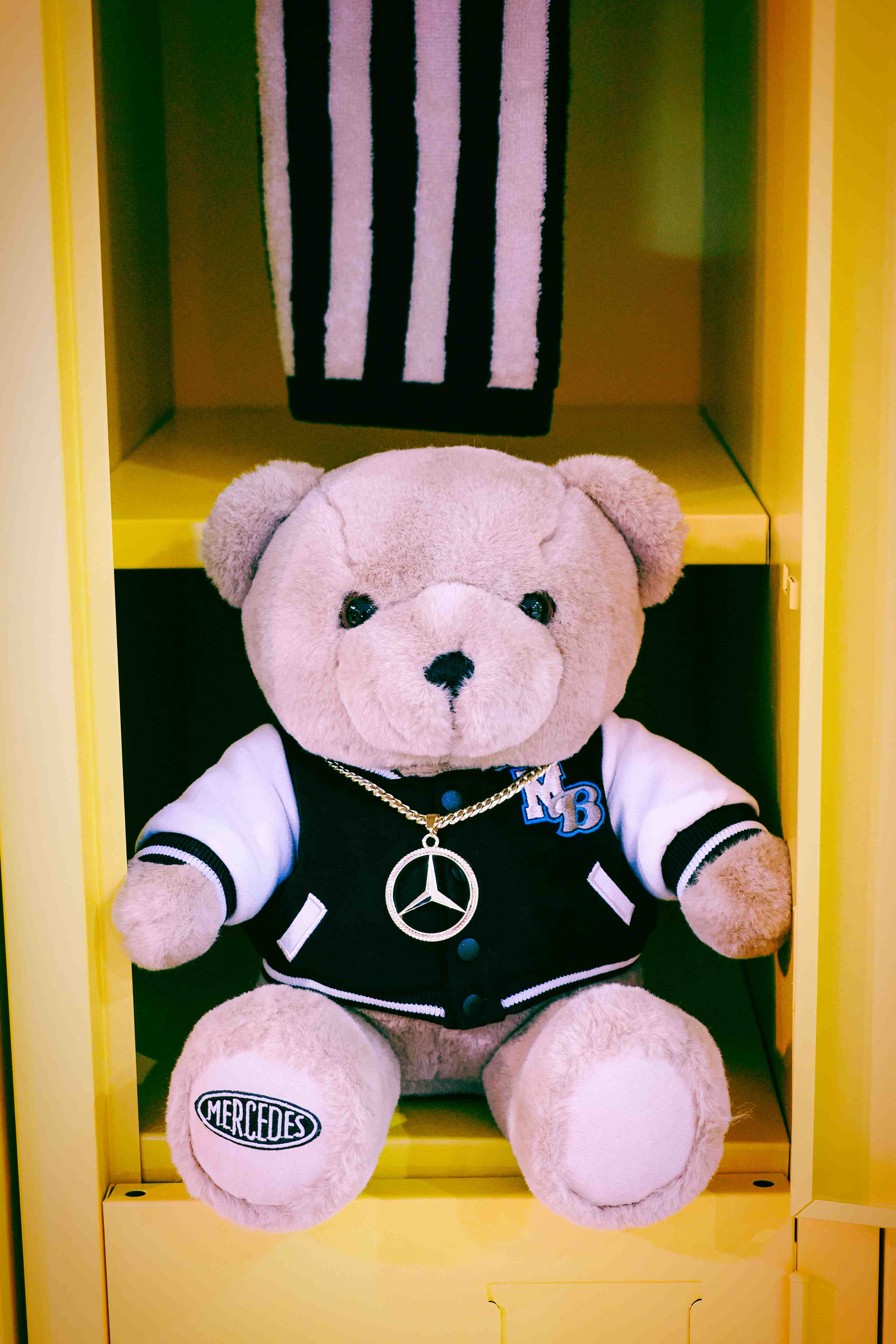 驚喜扭蛋內多款好禮隨機登場!其中包括限量的品牌嘻哈熊 驚喜扭蛋內多款好禮隨機登場!其中包括限量的品牌嘻哈熊