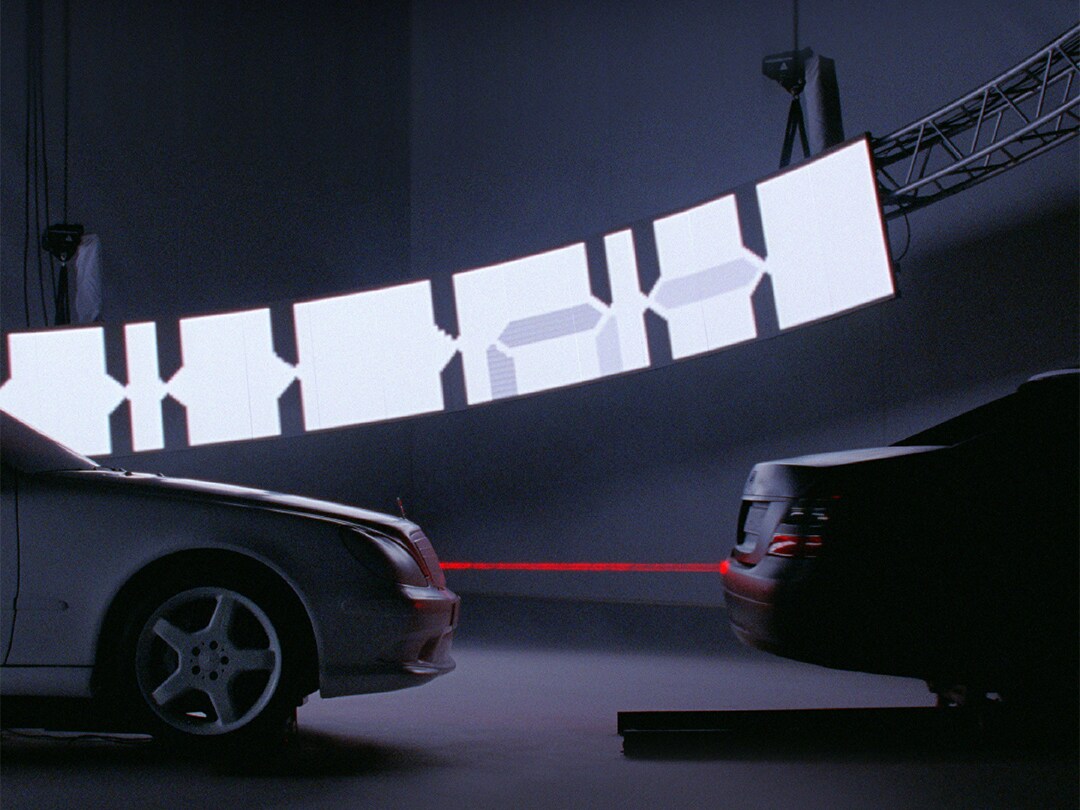 DISTRONIC 智能定速測距輔助系統