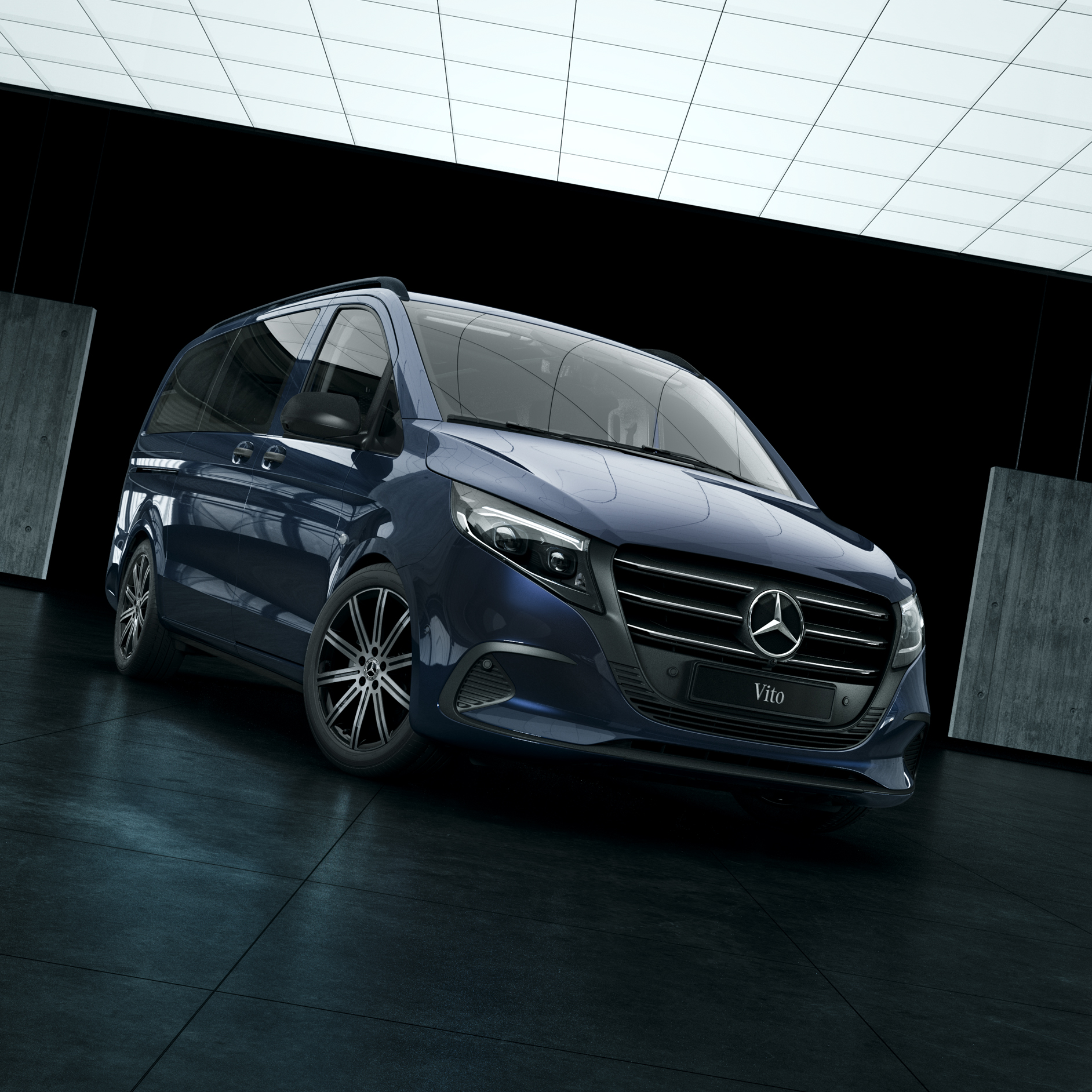 舒適性 | EQV | Mercedes-Benz 商旅車 展廳內的 Mercedes-Benz 商旅車和露營車車型。