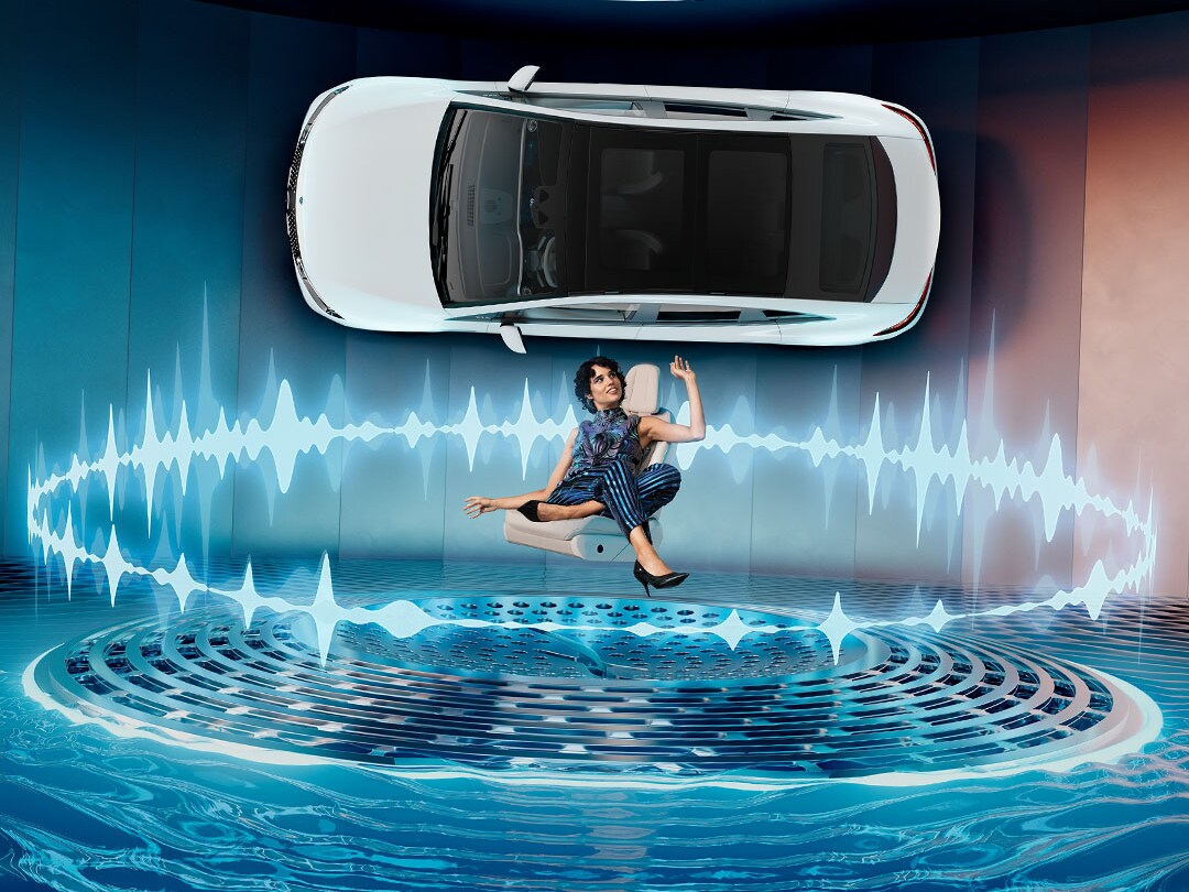 Dolby Atmos與 Burmester 環場音響系統結合，提供身歷其境的聆聽感受