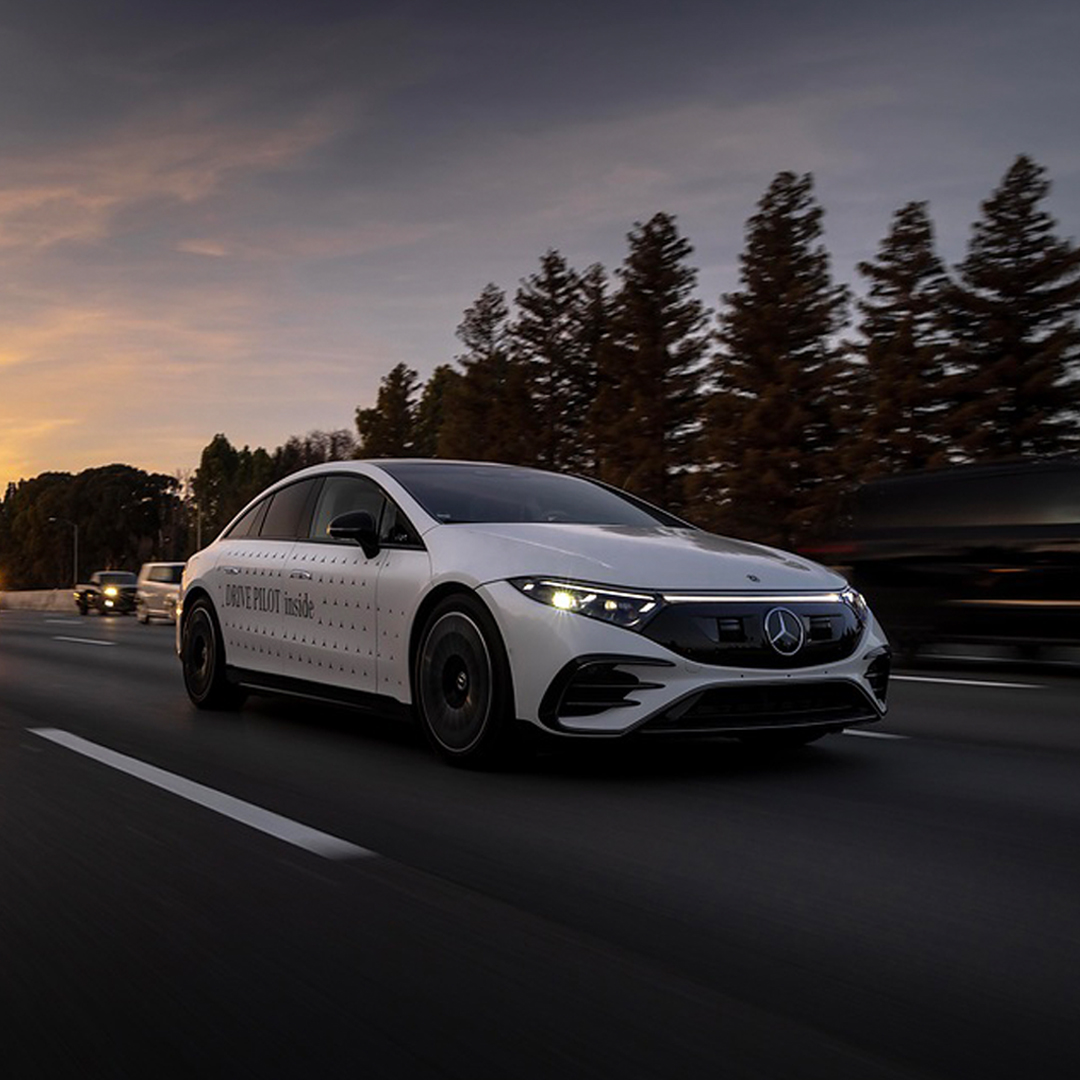 全新 E-Class 內裝曝光 全新 E-Class 內裝曝光