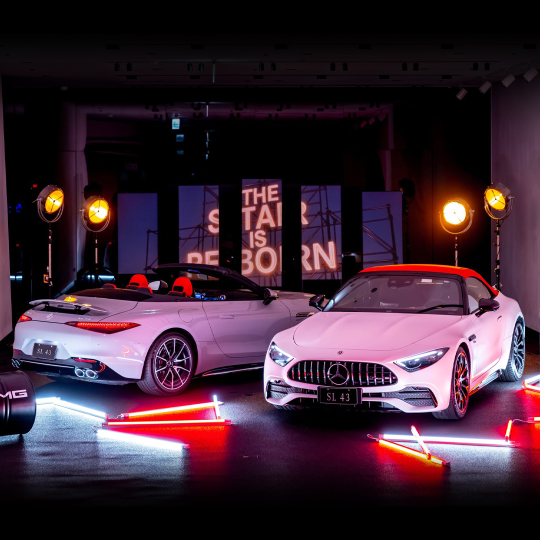 圖五、SL 43 致敬初代,承襲經典長車頭、短車尾,搭配碩大的輪拱造型,讓人時刻感受其強大氣場 圖五、SL 43 致敬初代,承襲經典長車頭、短車尾,搭配碩大的輪拱造型,讓人時刻感受其強大氣場