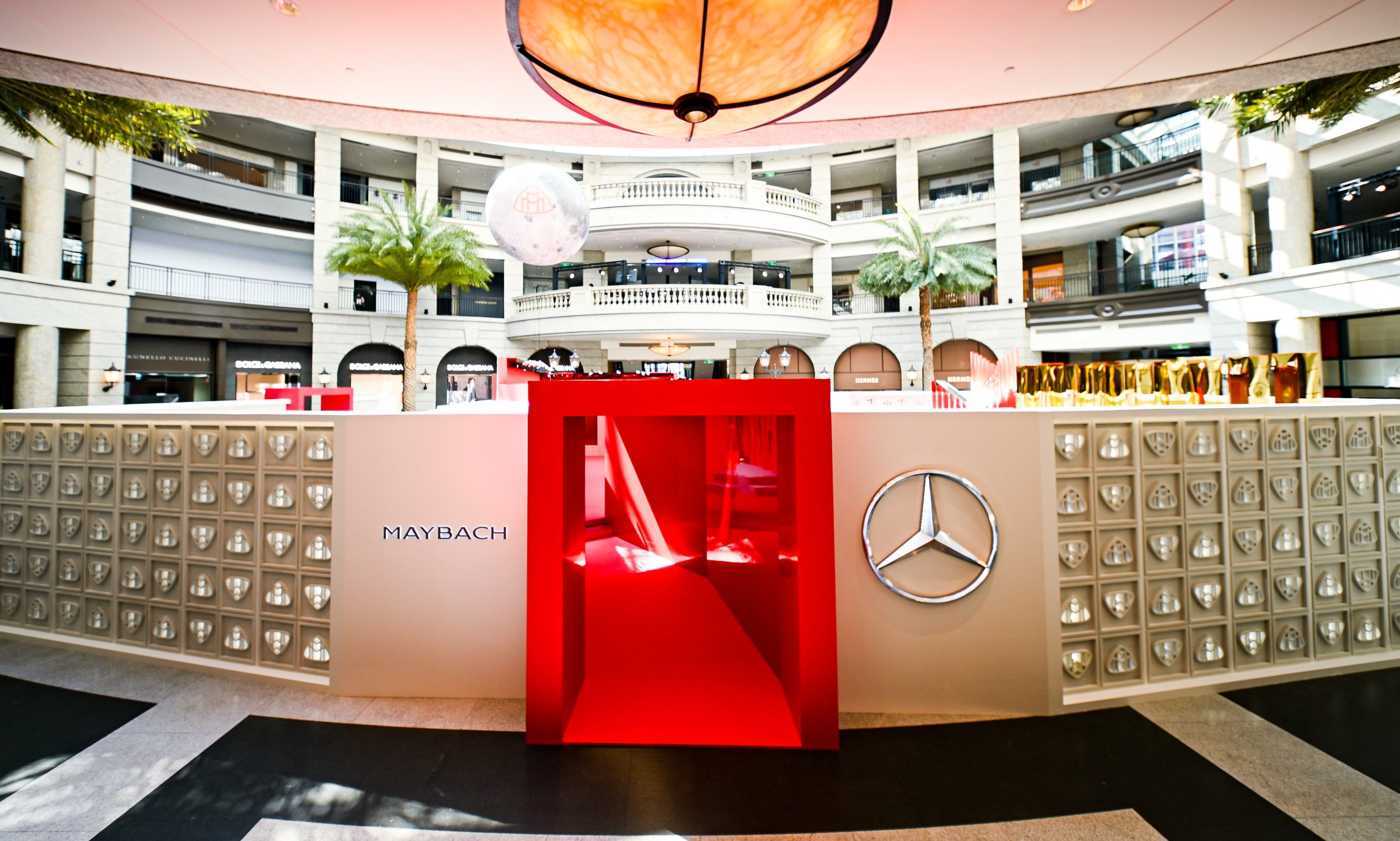 台灣賓士於 BELLAVITA 寶麗廣塲隆重鉅獻《Mercedes-Maybach 御風之藝 匠心之境特展》 台灣賓士於 BELLAVITA 寶麗廣塲隆重鉅獻《Mercedes-Maybach 御風之藝 匠心之境特展》