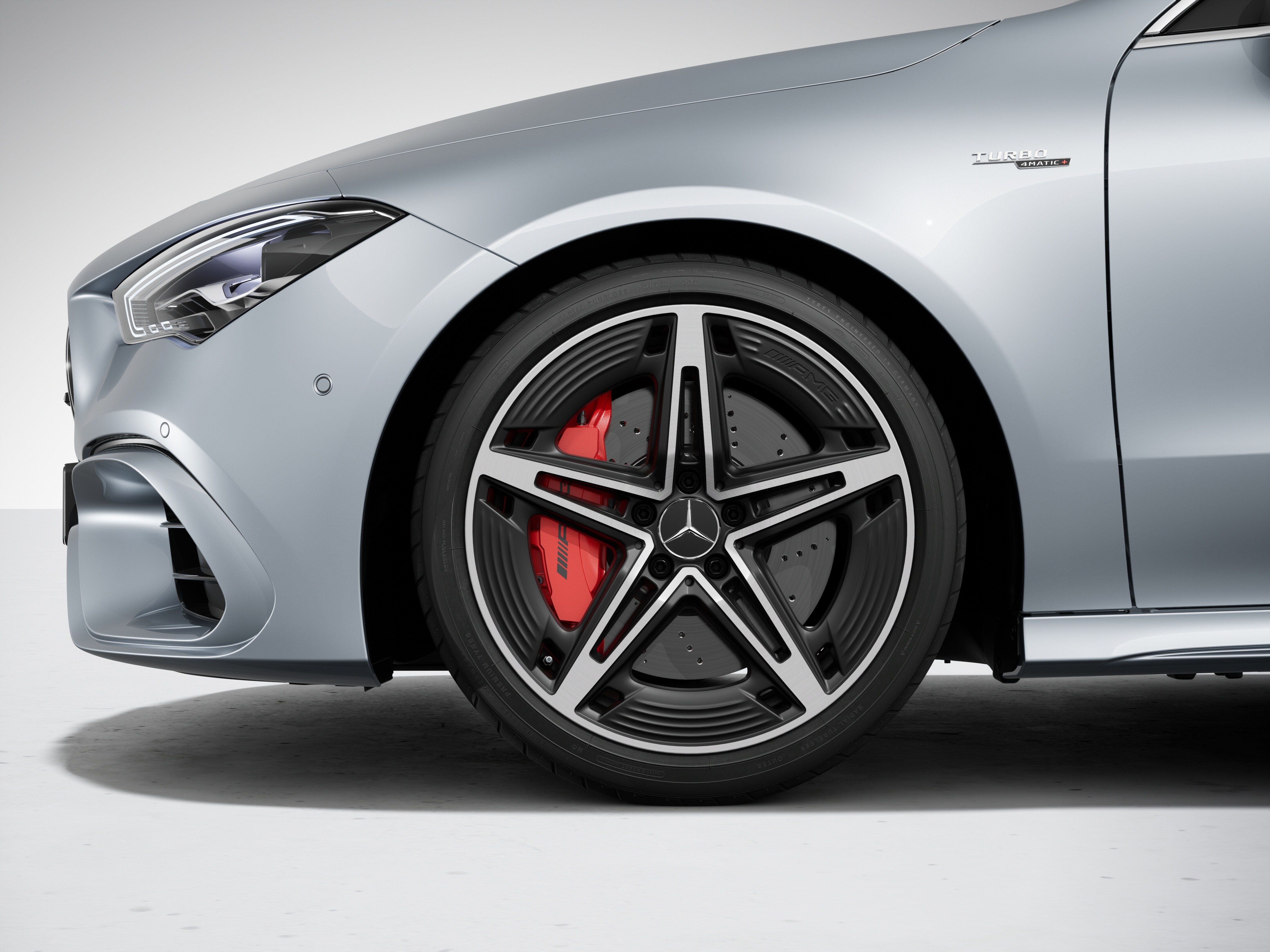 amg-cla