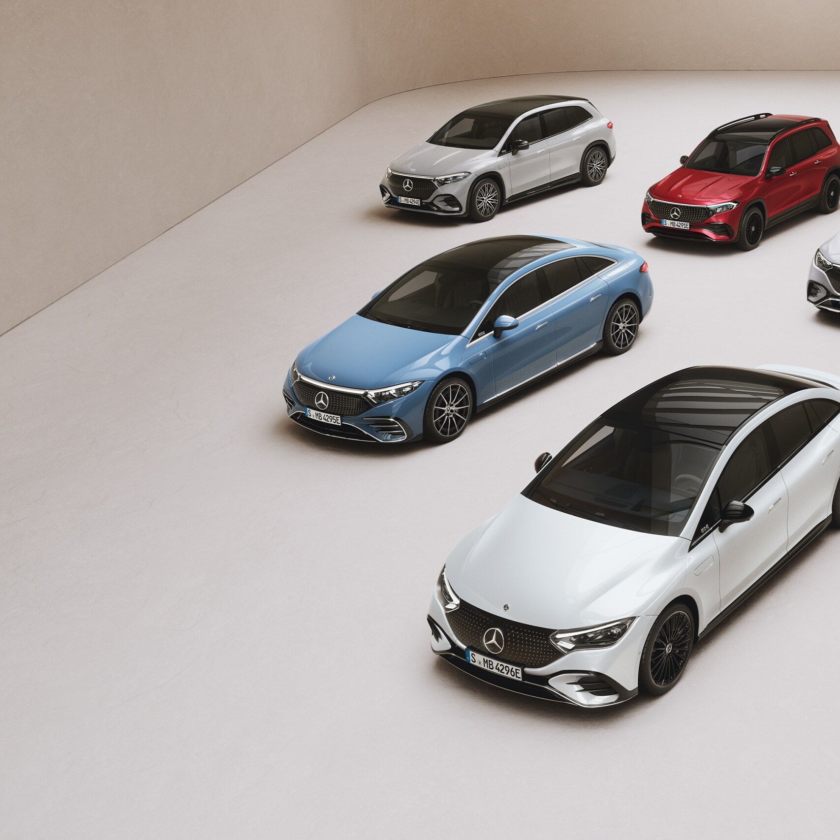 依靠 Mercedes-Benz，您可以推動貴公司的機動性優勢。
