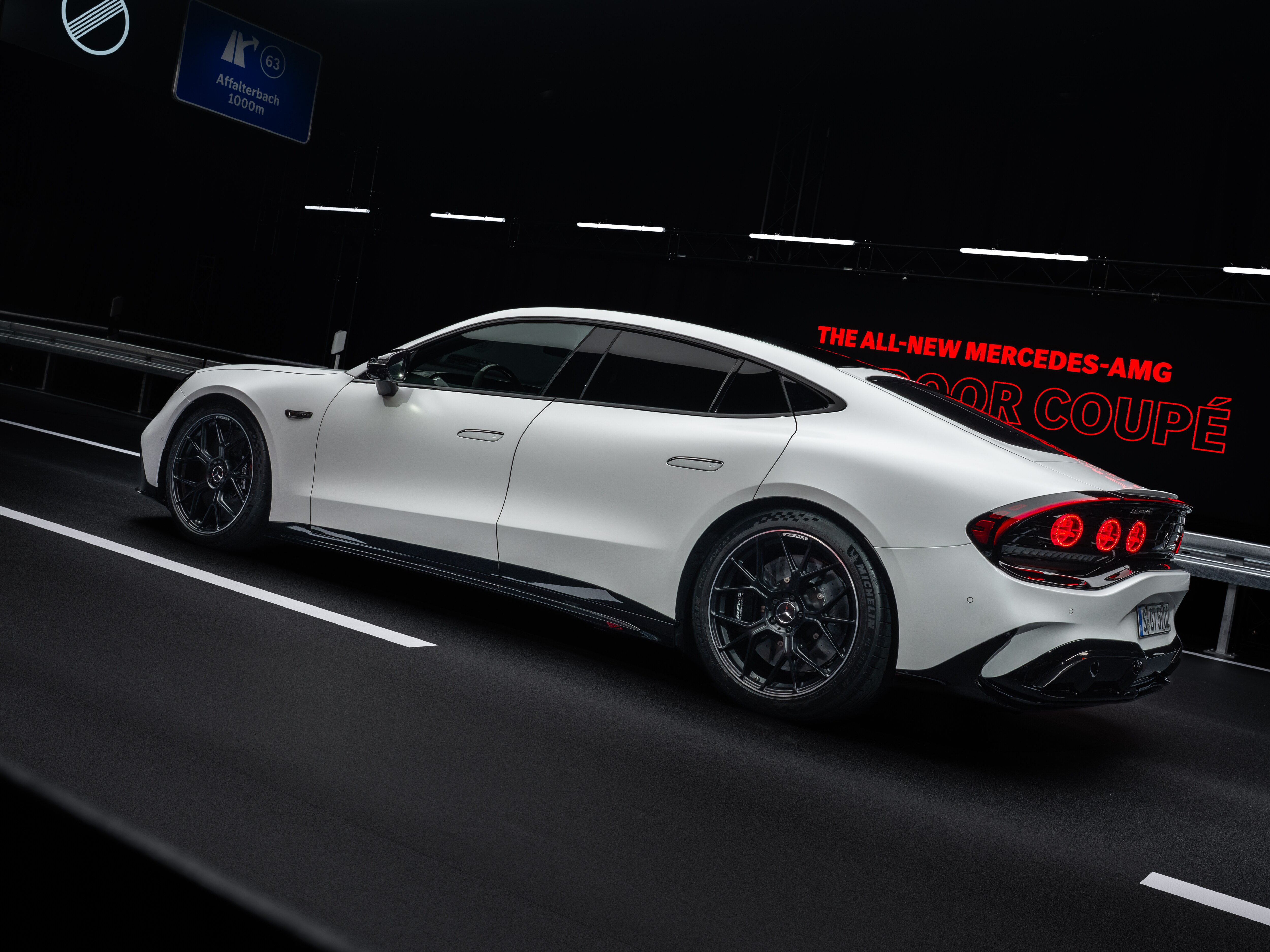 圖5、The all-new Mercedes-AMG GT 4-Door Coupé 導入主動式 AEROKINETICS 空氣力學科技，讓每道氣流都成為性能的一部分