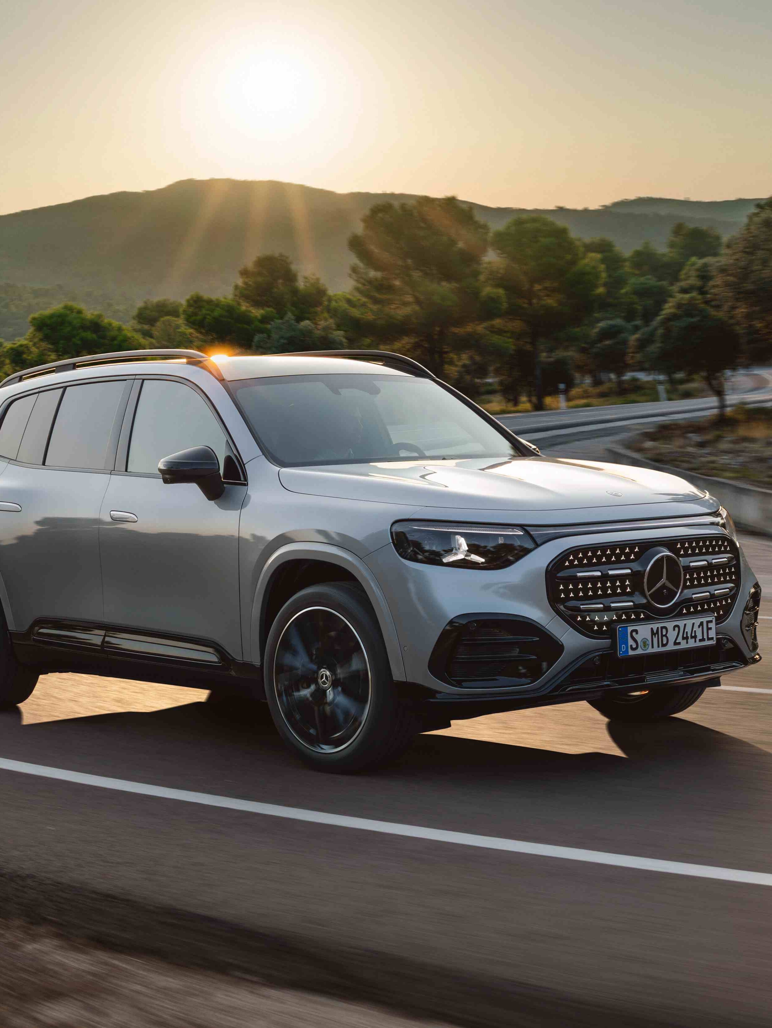 The all-new Mercedes-Benz GLB 全球首發