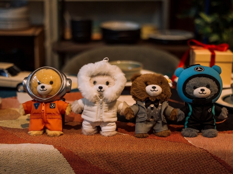 前 100 筆消費滿額，另可獲贈限量賓士小熊盲盒