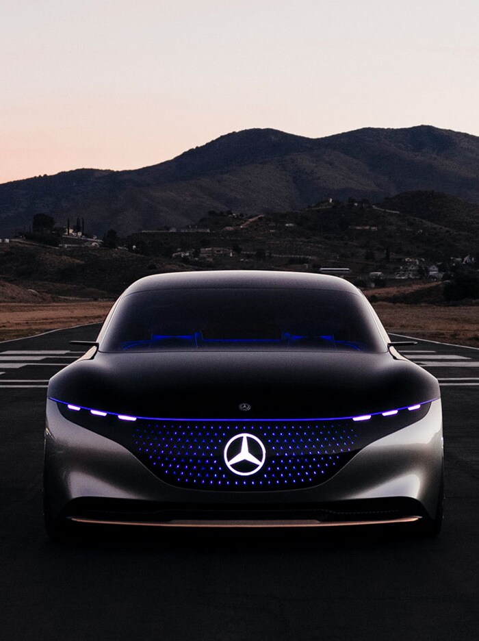 Mercedes-EQ EQS 側視圖